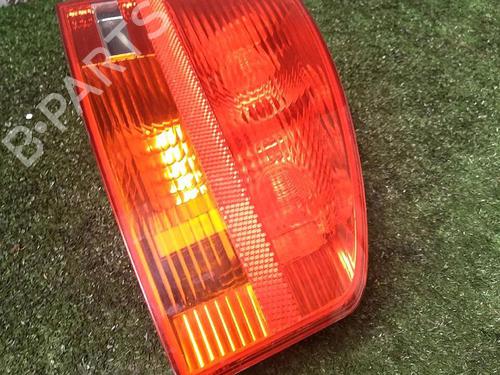 Used Right taillight Right taillight AUDI A4 B7 (8EC) 2.0 TDI 16V (140 hp) 30064808 30064808