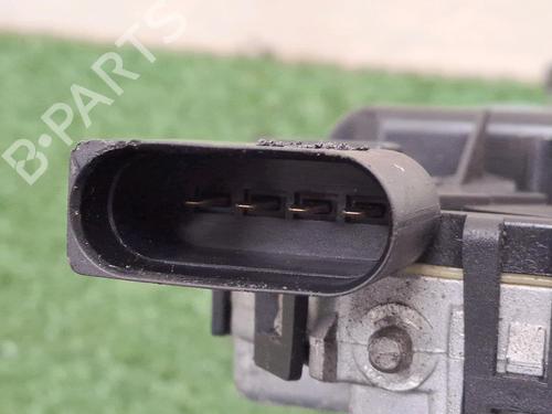 Used Front wiper motor PEUGEOT 2008 I (CU_) 1.6 BlueHDi 120 (120 hp) 29948644