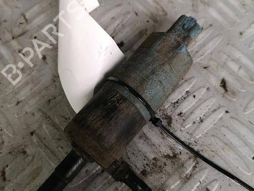 Used Headlight washer RENAULT ESPACE IV (JK0/1_) 2.0 dCi (JK03, JK04, JK1C, JK1G, JK1J, JK1K) (173 hp) 30069282