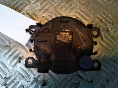 Left front fog light RENAULT GRAND SCÉNIC II (JM0/1_) 1.5 dCi (JM1E) | BP30070863C30