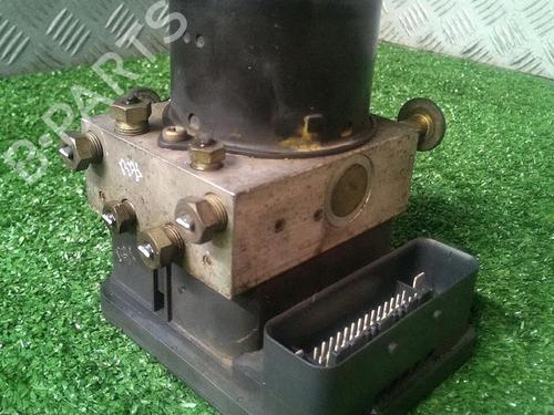 Used ABS pump FORD FIESTA V (JH_, JD_) 1.4 TDCi (68 hp) 29947491