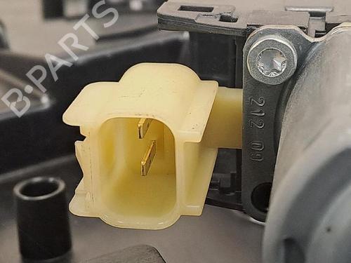 Rudehejsemekanisme Højre foran FORD FIESTA VI (CB1, CCN) 1.4 TDCi | BP30064077C23