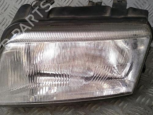 Venstre forlygte AUDI A4 B5 (8D2) 1.6 (100 hp) 30070960