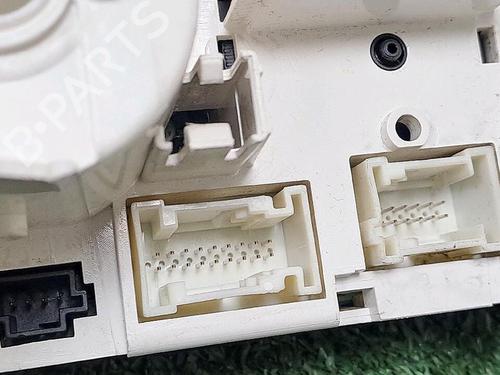 Used Climate control MERCEDES-BENZ B-CLASS Sports Tourer (W245) B 200 CDI (245.208) (140 hp) 29947859