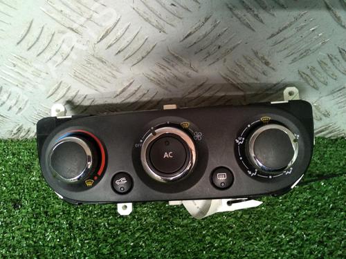 Used Climate control RENAULT CLIO IV (BH_) 1.5 dCi 90 (90 hp) 17161800