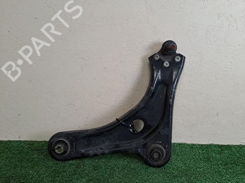 Draagarm links voor CITROËN C3 III (SX) 1.5 BlueHDi 100 (SXYHYP, SXYHTU) (102 hp) 30672747