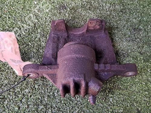 Używane Zacisk hamulca przedniego lewego PEUGEOT 206 Hatchback (2A/C) 1.4 i (75 hp) 30066669