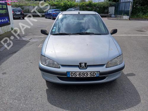 Right headlight PEUGEOT 106 II (1A_, 1C_) 1.1 i | BP19162955C29 