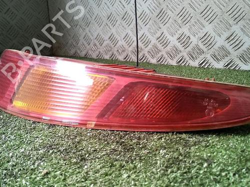 Right taillight ALFA ROMEO GT (937_) 1.9 JTD (937CXN1B) | BP29951420C35 - Image 8