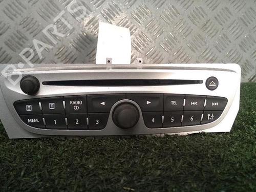 Used Radio RENAULT SCÉNIC III (JZ0/1_) 1.5 dCi (106 hp) 30077381