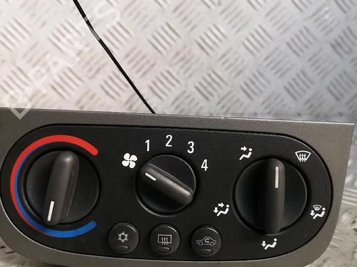Used Climate control Climate control OPEL TIGRA TwinTop (X04) 1.4 (R97) (90 hp) 30065172 30065172