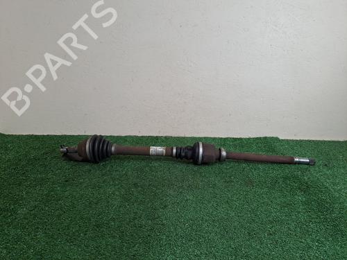 Used Right front driveshaft PEUGEOT 5008 (0U_, 0E_) 1.6 HDi (112 hp) 30683126