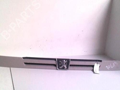 Used Grille PEUGEOT BOXER Van (230L) 2.5 D (86 hp) 29952143