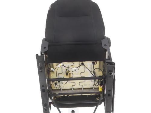 Asiento delantero derecho Asiento delantero derecho CITROËN C3 AIRCROSS II (2R_, 2C_) 1.5 BlueHDi 110 (110 hp) 34454499 34454499