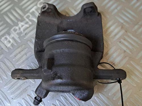 Used Right front brake caliper RENAULT CLIO III (BR0/1, CR0/1) 1.5 dCi (C/BR0G, C/BR1G) (68 hp) 30067044