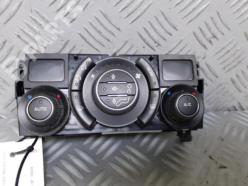 Used Climate control PEUGEOT 5008 (0U_, 0E_) 2.0 HDi (163 hp) 11403429