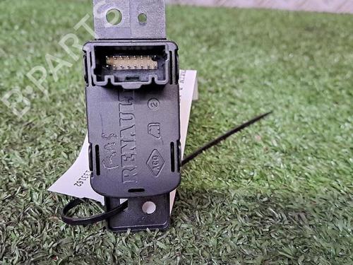Used Switch Switch RENAULT SCÉNIC IV (J9_) 1.7 Blue dCi 150 (J9A7, J9A8) (150 hp) 31337045 31337045