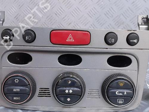 AC-Styringsenhed/Manøvreenhed ALFA ROMEO 147 (937_) 1.9 JTD (937.AXD1A, 937.BXD1A, 937.AXV1A, 937.BXB1A,... (115 hp) 30065070