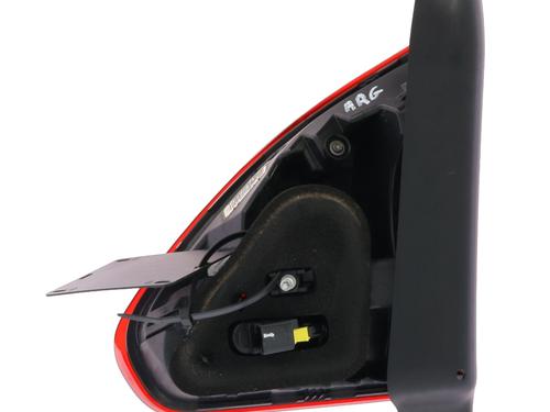 Used Left tailgate light Left tailgate light PEUGEOT 2008 I (CU_) 1.2 THP 110 / PureTech 110 (110 hp) 30647352 30647352