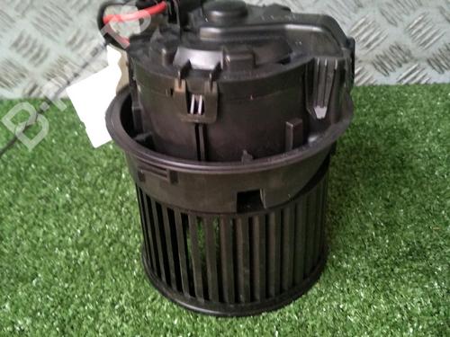 Heater blower motor PEUGEOT 208 I (CA_, CC_) 1.2 VTI 82 | BP11408241M62 