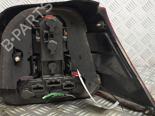 Piloto trasero izquierdo VW GOLF IV (1J1) 1.9 TDI (115 hp) 30071089