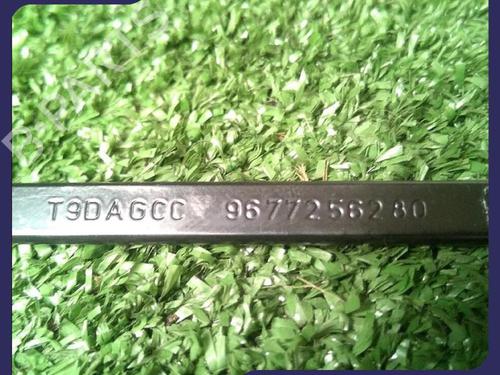 Front windshield wiper arm PEUGEOT 308 II (LB_, LP_, LW_, LH_, L3_) 1.2 THP 110 | BP30074138C143