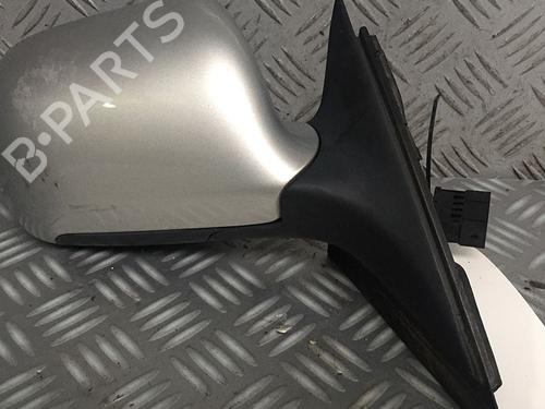 Używane Lusterko boczne prawe AUDI A4 B5 (8D2) 1.9 TDI (110 hp) 30069173