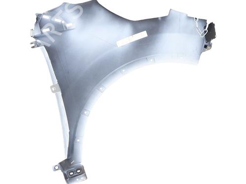 Used Left front fenders Left front fenders RENAULT CAPTUR I (J5_, H5_) 1.3 TCe 150 (J5NK, J5JS) (150 hp) 33652303 33652303