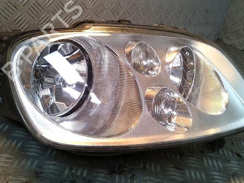 Right headlight VW TOURAN (1T1, 1T2) 2.0 TDI 16V | BP29947526C29