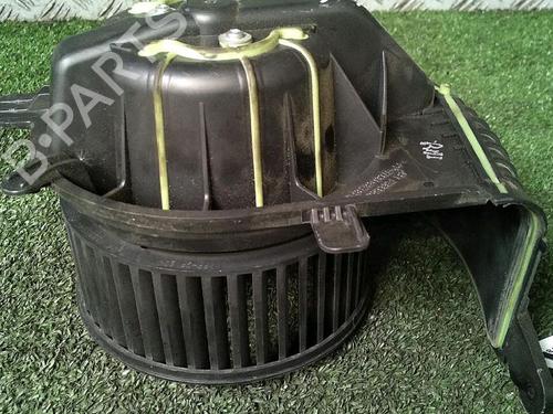 Used Heater blower motor RENAULT SCÉNIC II (JM0/1_) 1.5 dCi (JM1E, JM16) (106 hp) 30077443