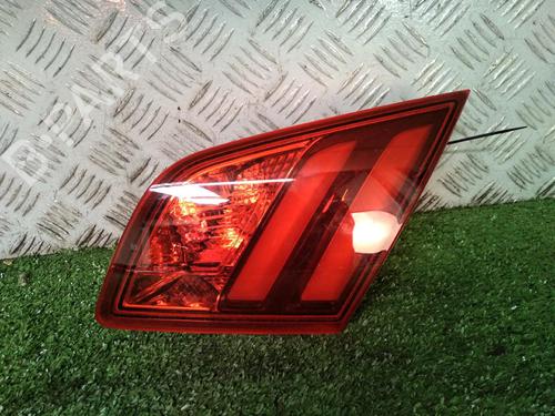 Right tailgate light PEUGEOT 308 II (LB_, LP_, LW_, LH_, L3_) 1.2 THP 110 (110 hp) 17211501