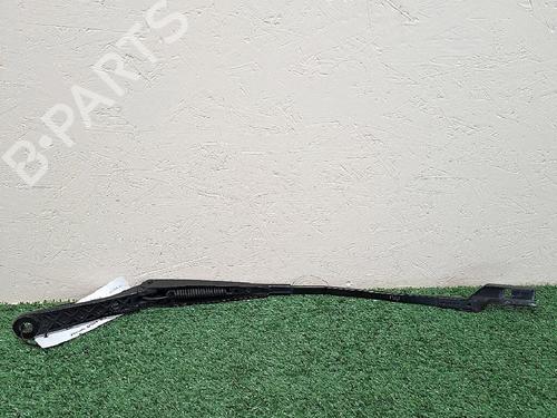 Used Front windshield wiper arm Front windshield wiper arm 30063910 30063910