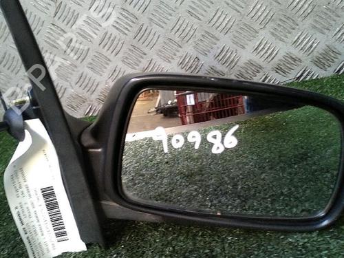 Used Right mirror TOYOTA YARIS (_P1_) 1.4 D-4D (NLP10_, NLP10R) (75 hp) 30072278