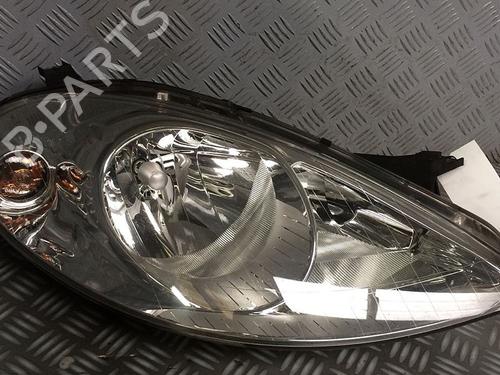 Right headlight MERCEDES-BENZ A-CLASS (W169) A 180 CDI (169.007, 169.307) | BP30068721C29