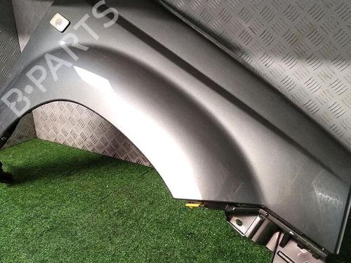 Used Right front fenders NISSAN X-TRAIL I (T30) 2.2 dCi 4x4 (136 hp) 30071578