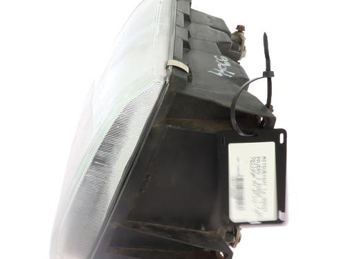 Used Right headlight Right headlight MITSUBISHI PAJERO II (V3_W, V2_W, V4_W, V5_W) 2.8 TD (V46W, V26W) (125 hp) 30488300 30488300