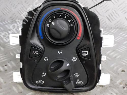 Used Climate control Climate control 30069838 30069838