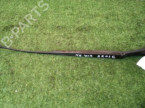 Used Front windshield wiper arm KIA VENGA (YN) 1.4 CVVT (90 hp) 30071663