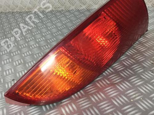 right-taillight-ford-focus-i-daw-dbw-1998-1999-2000-2001-2002-2003-2004-2005-2006-2007-2008-2009-37731409 main image