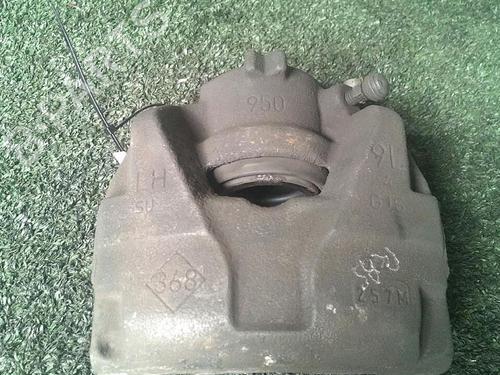 Used Left front brake caliper RENAULT MEGANE III Grandtour (KZ0/1) 1.5 dCi (KZ0C, KZ1A) (90 hp) 30066953