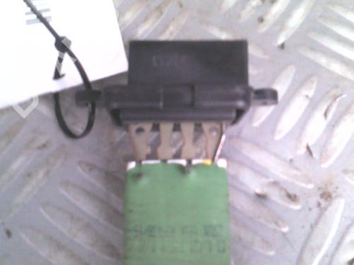 Used Heater resistor FIAT 500 (312_) 1.2 (312AXA1A) (69 hp) 11666691