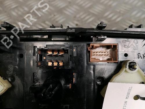 Used Climate control CITROËN C3 II (SC_) 1.4 (73 hp) 30077306