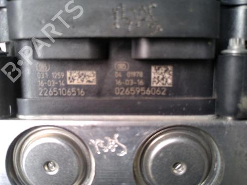 Used ABS pump PEUGEOT 308 II (LB_, LP_, LW_, LH_, L3_) 1.2 VTi 72 (82 hp) 30071106