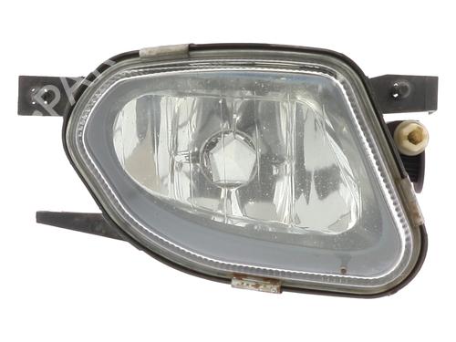 Used Right front fog light MERCEDES-BENZ E-CLASS (W211) E 280 CDI (211.020) (190 hp) 30088086
