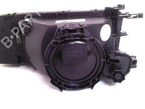 Used Right headlight OPEL VECTRA A Hatchback (J89) 2.0 i Cat (F68, M68) (116 hp) 30075385