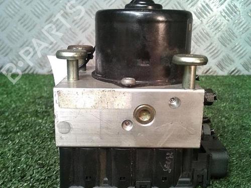 Used ABS pump ABS pump PEUGEOT 206 Hatchback (2A/C) 2.0 HDI 90 (90 hp) 30075729 30075729