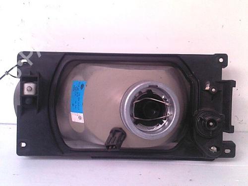 Used Right headlight VW POLO Coupe (86C, 80) 1.0 Cat (45 hp) 30075257