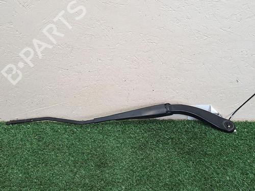 front-windshield-wiper-arm-dacia-sandero-ii-2012-30065836 main image