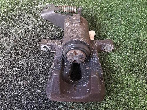 right-rear-brake-caliper-renault-scenic-ii-jm01_-2003-2004-2005-2006-2007-2008-2009-2010-30066593 main image