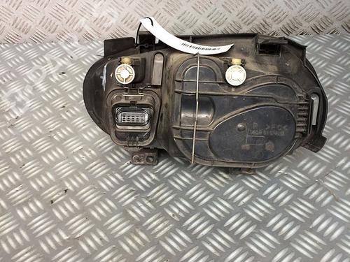 Højre forlygte VW GOLF IV (1J1) 1.6 (100 hp) 30069203